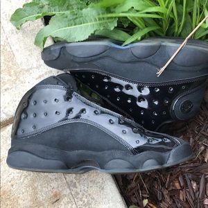 jordan 13 cap and gown ,very clean ,og box ,